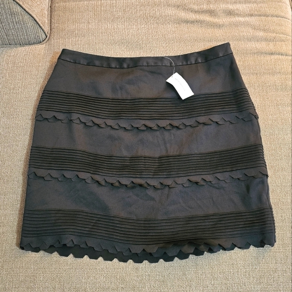 Banana Republic Black Elegant Laser Cut Scalloped Office Casual Skirt Size 12